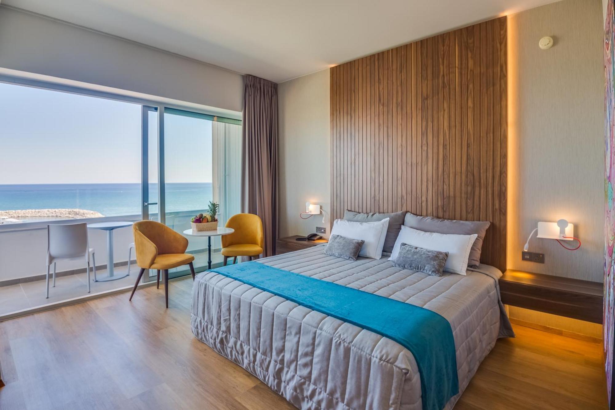 Doppelzimmer mit Meerblick