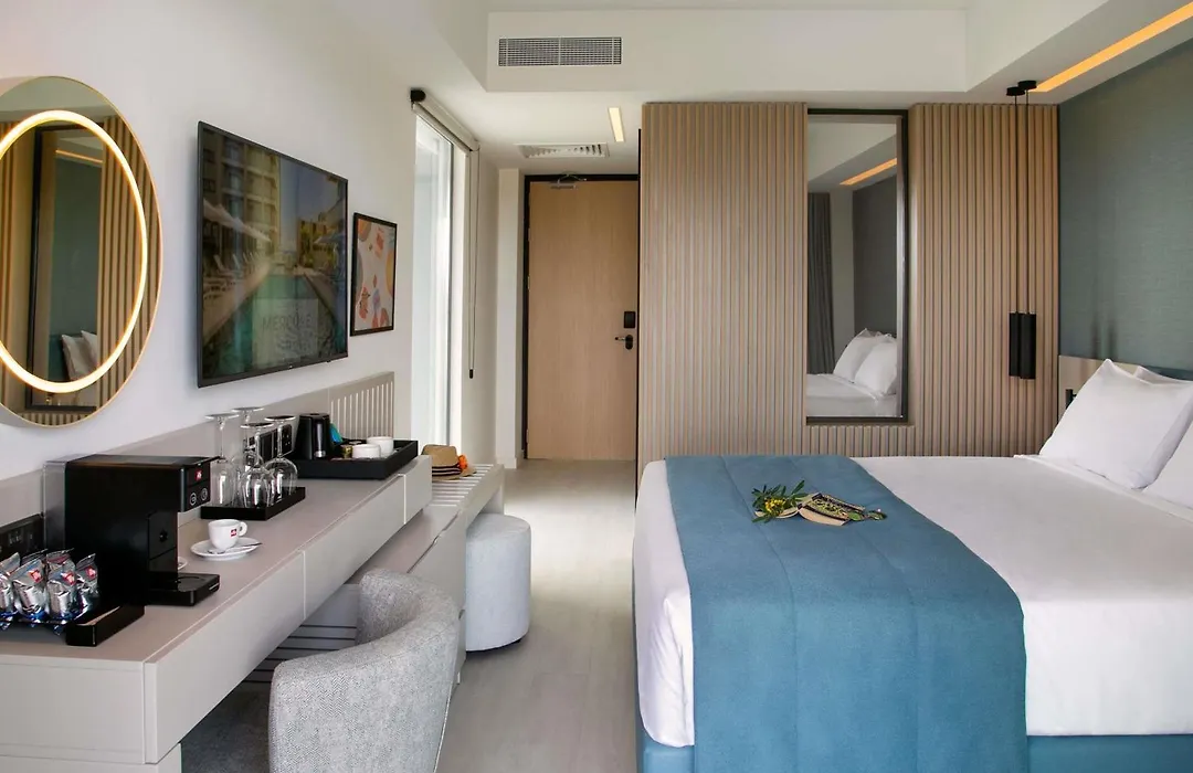 Mercure Larnaca Beach Resort-1