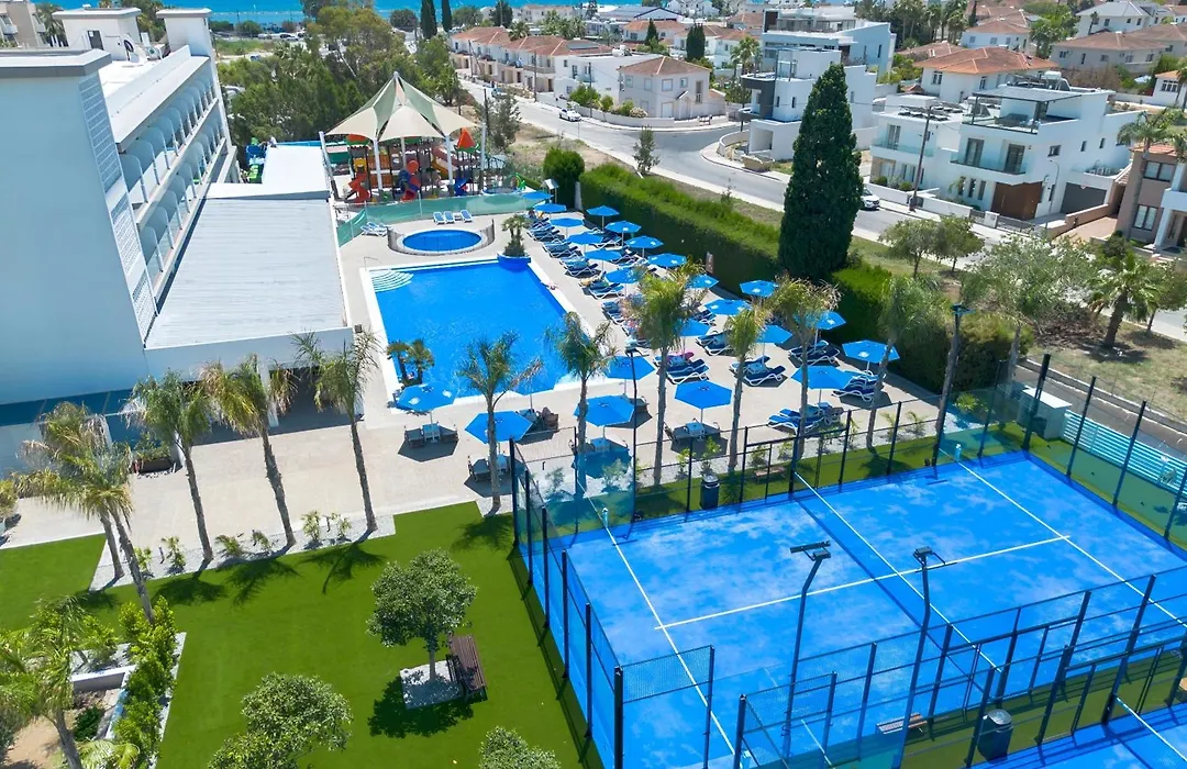 Sveltos Hotel-1